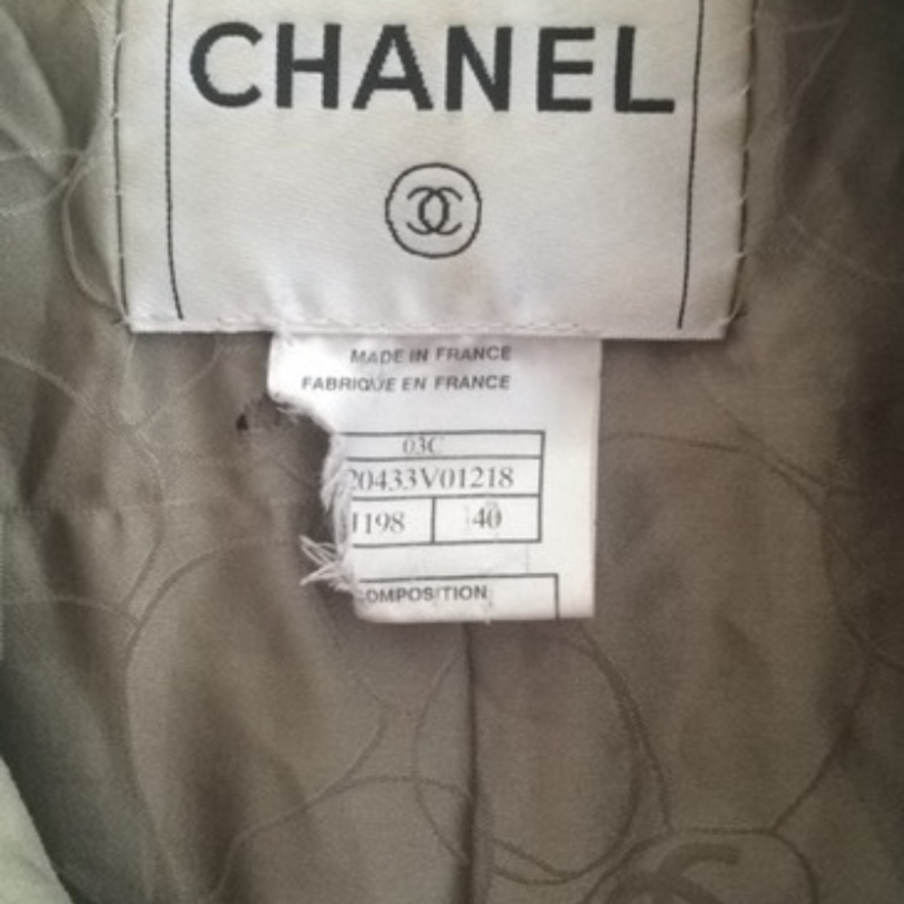 Chanel Olive Green Suede Jacket - Picture 6 of 13